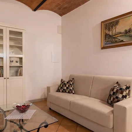 Enchanting Flat With Patio In Abbadia A Isola Monteriggioni Exterior photo