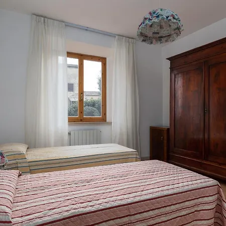 Enchanting Flat With Patio In Abbadia A Isola Monteriggioni Exterior photo