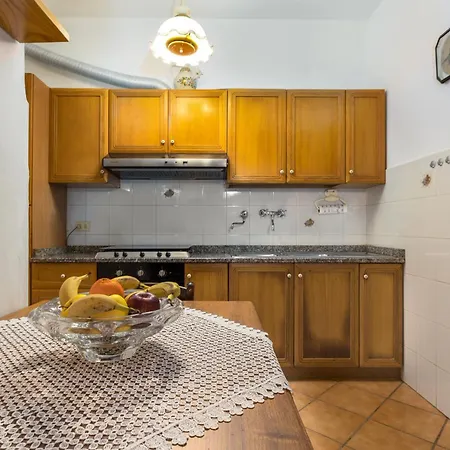 Enchanting Flat With Patio In Abbadia A Isola Monteriggioni Exterior photo