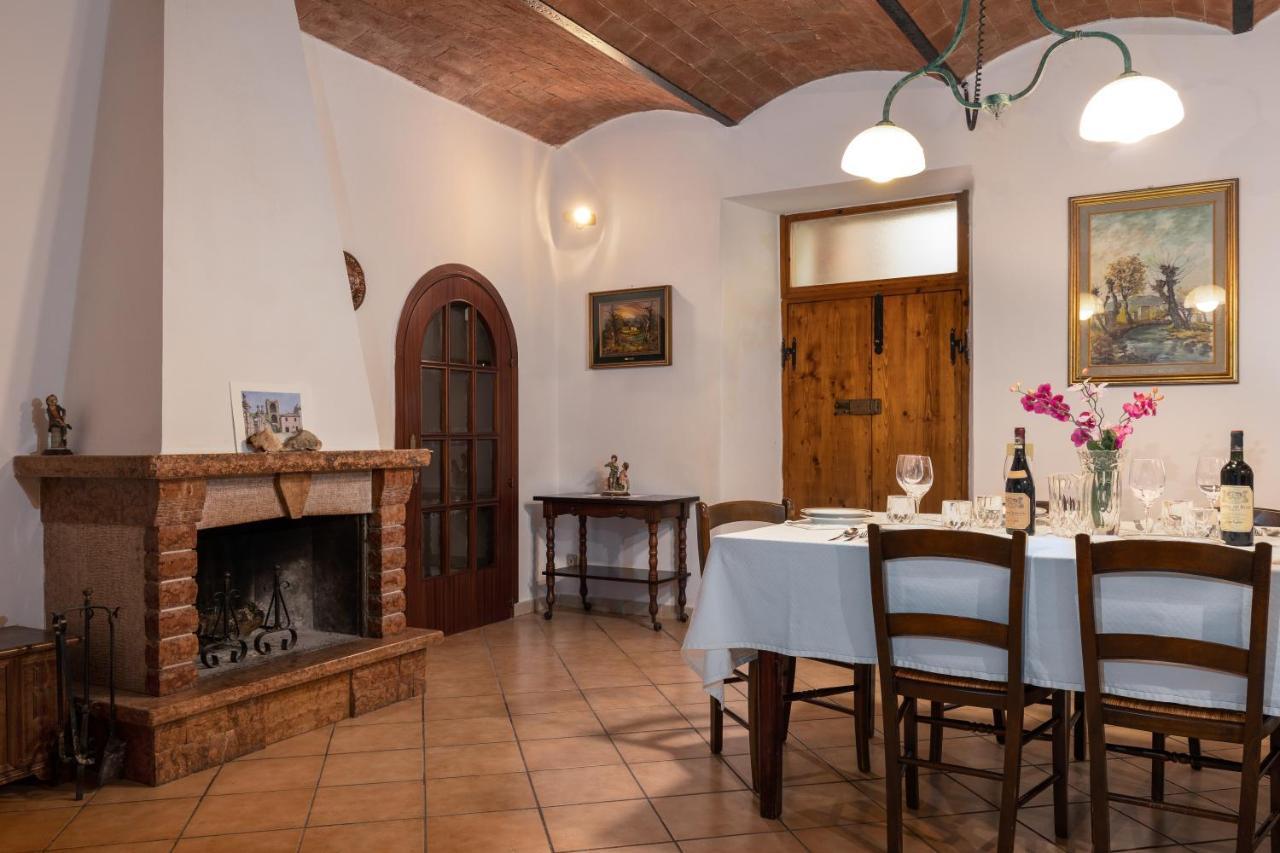 Enchanting Flat With Patio In Abbadia A Isola Apartment Monteriggioni