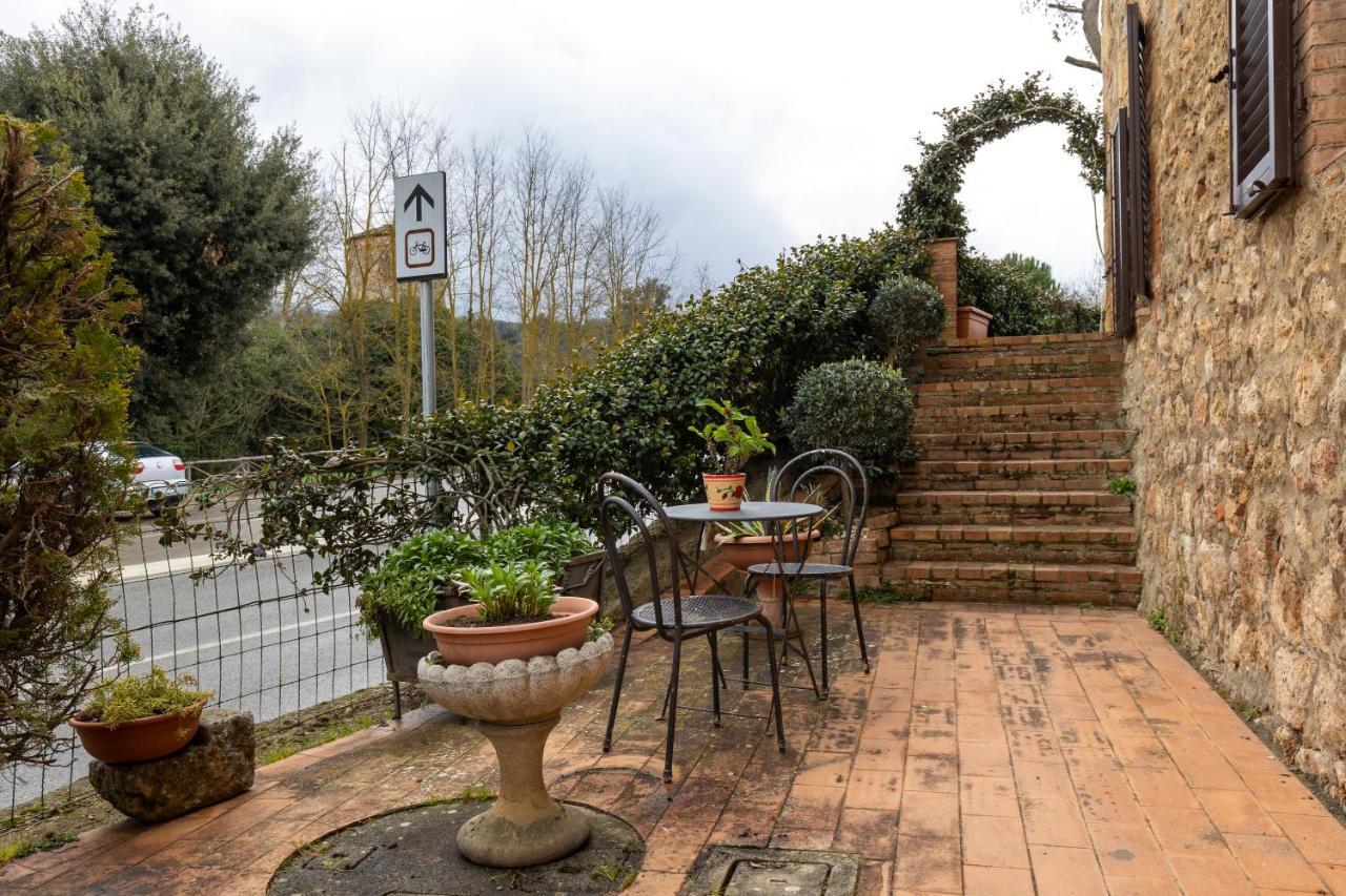 Apartment Enchanting Flat With Patio In Abbadia A Isola