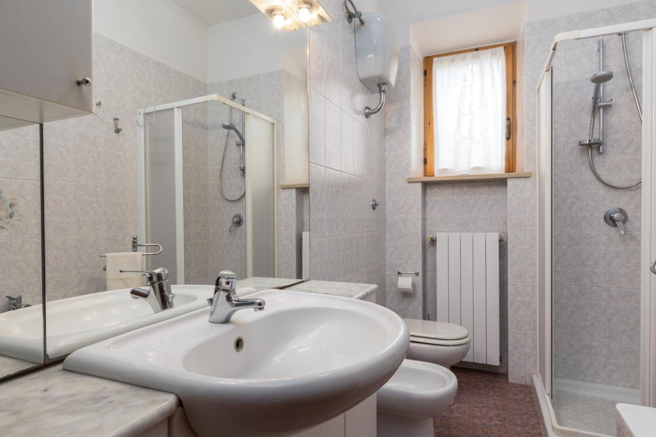 Enchanting Flat With Patio In Abbadia A Isola
