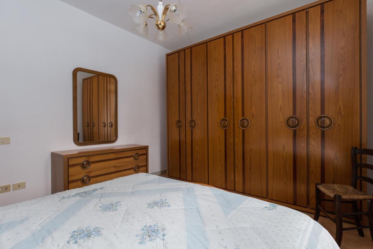 Apartment Enchanting Flat With Patio In Abbadia A Isola *